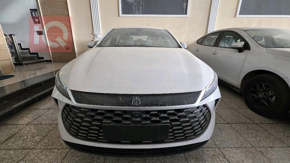 بي واي دي Qin Plus